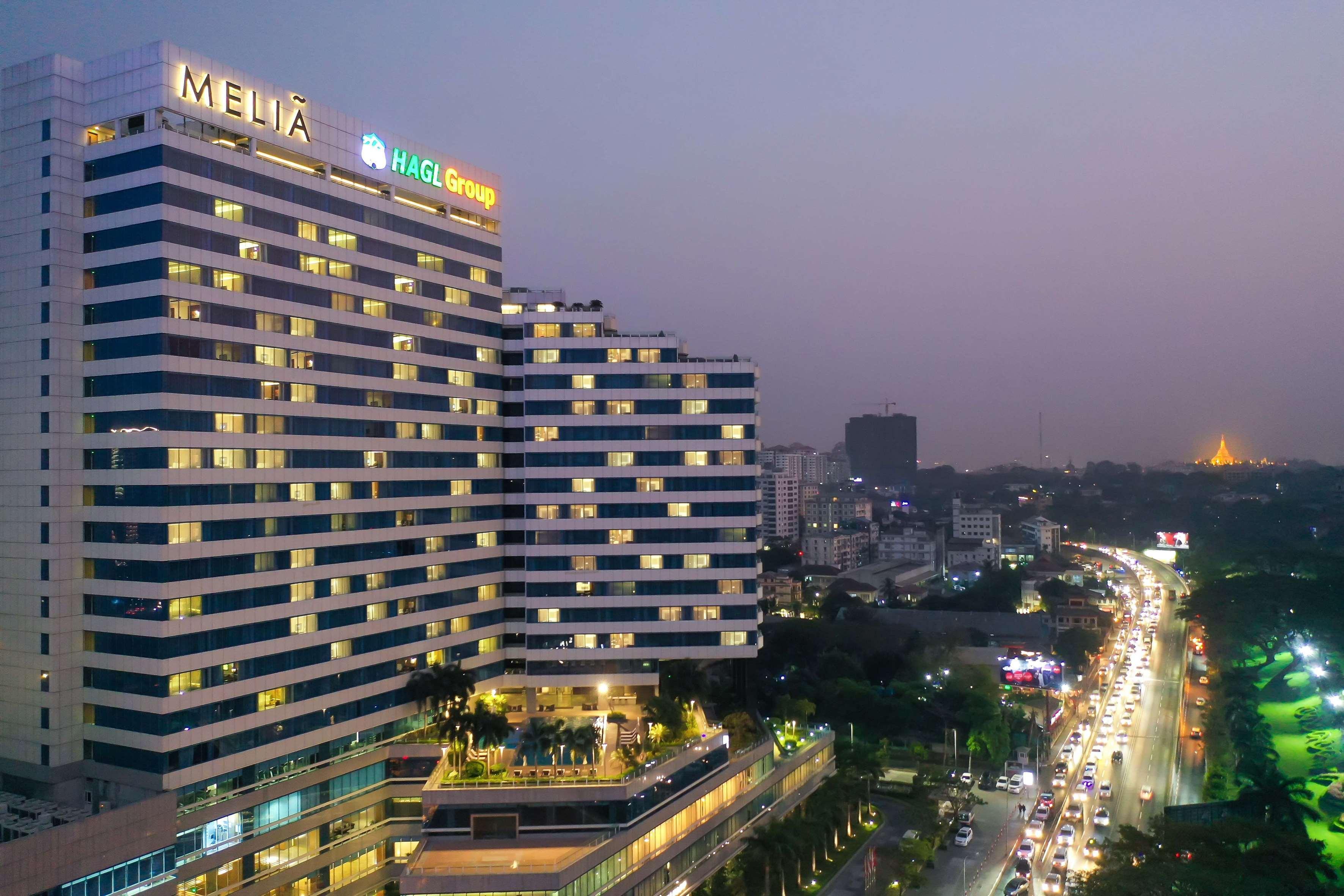 Hotel Melia Yangon Exterior foto