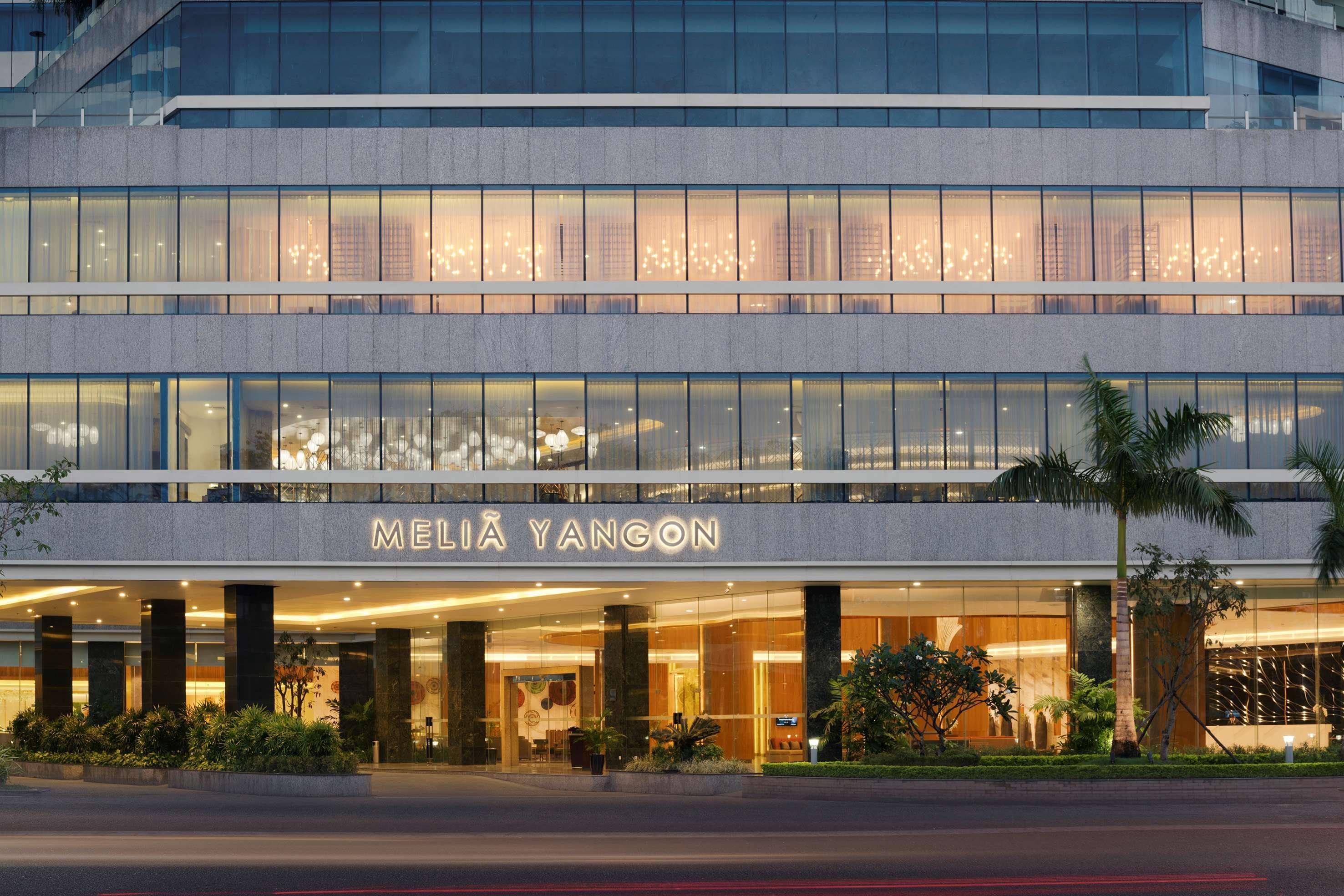 Hotel Melia Yangon Exterior foto