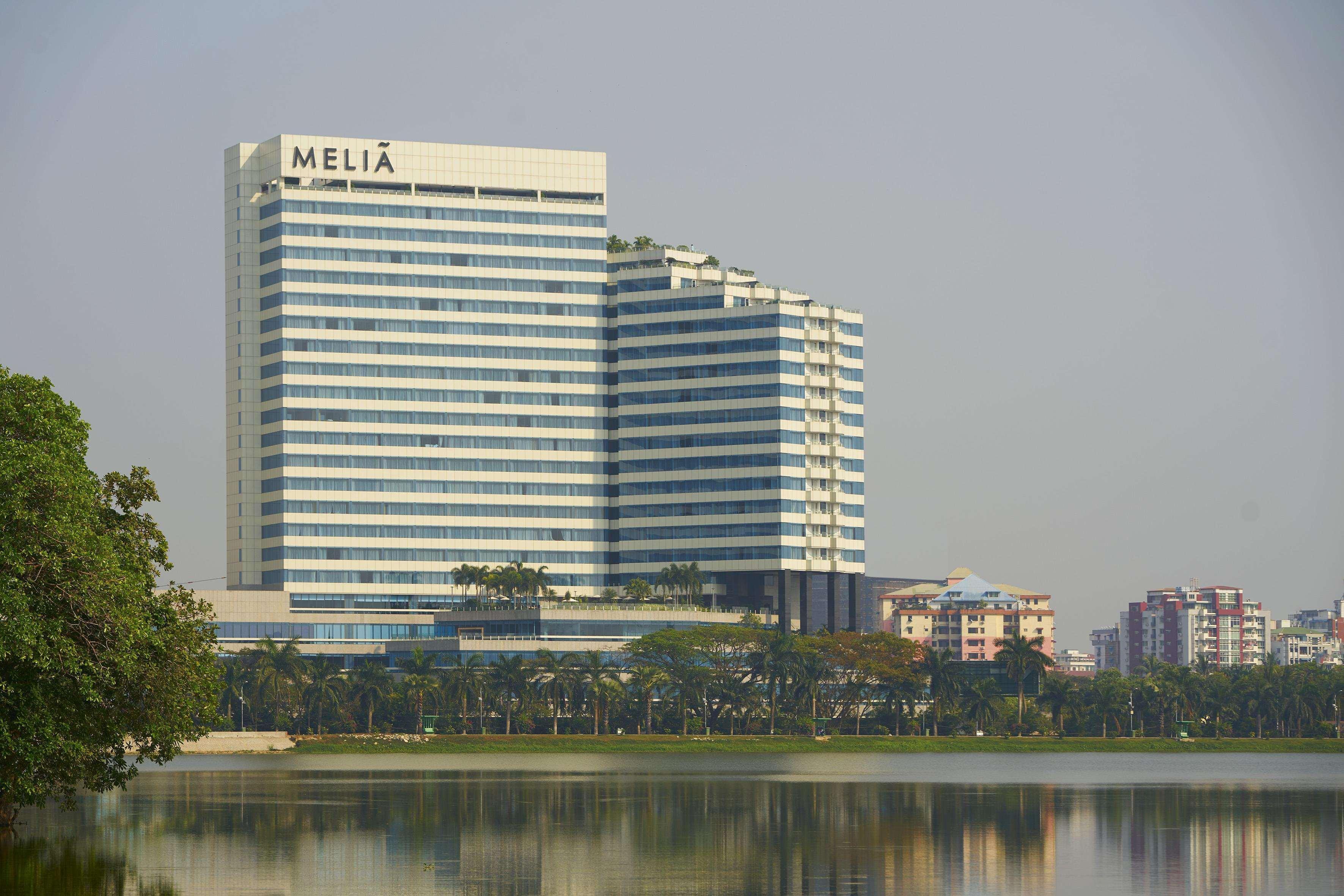 Hotel Melia Yangon Exterior foto